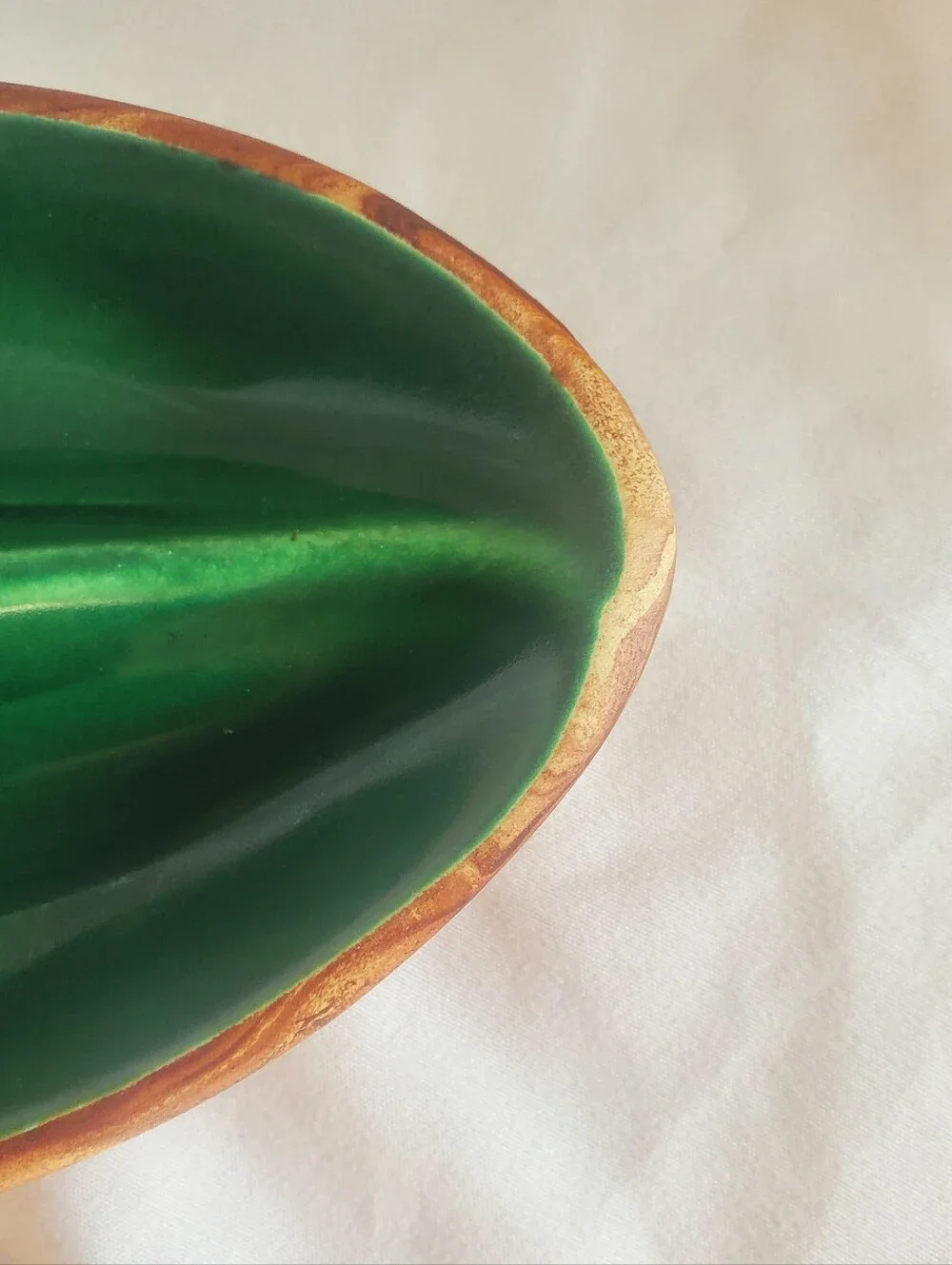 Yellowstone Park Vtg Green/Woodgrain  Ceramic Ashtray Trinket Bowl MCM Retro